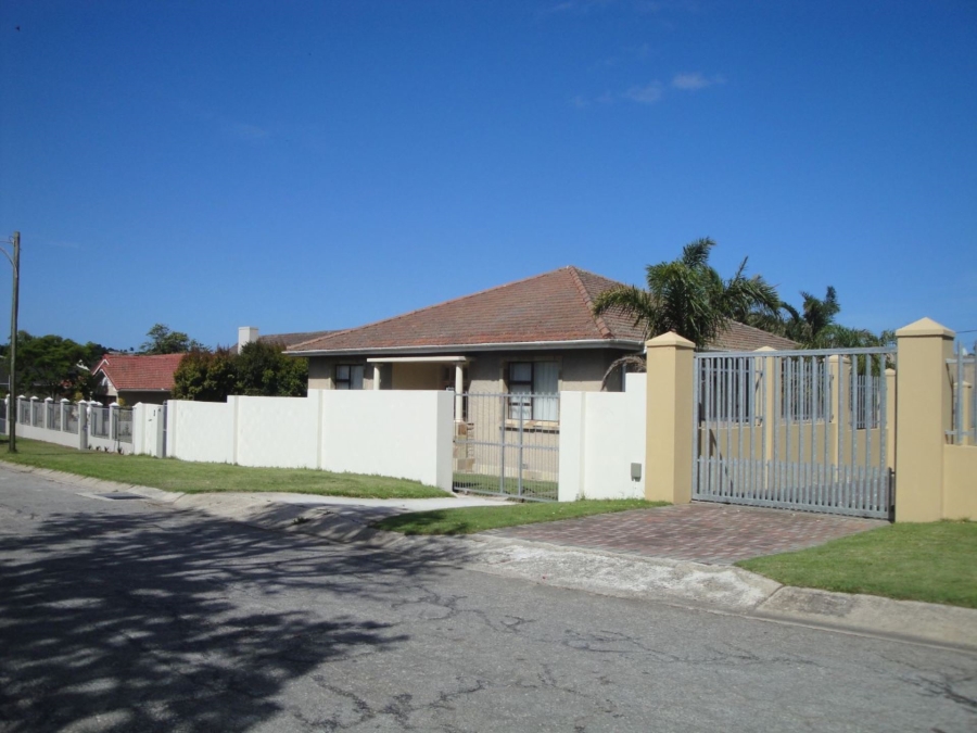 To Let 1 Bedroom Property for Rent in Glen Hurd Eastern Cape